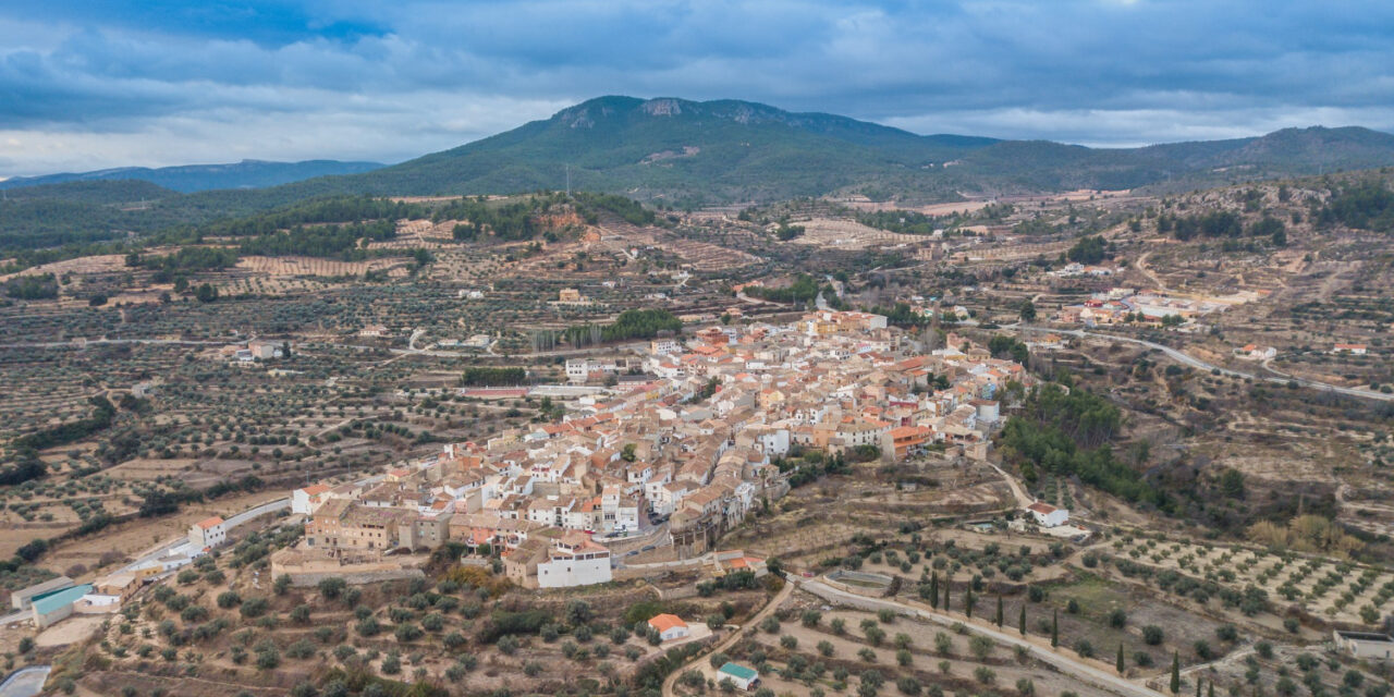 Cinco ayuntamientos y sus vecinos se unen para rechazar un posible centro para inmigrantes en Granada