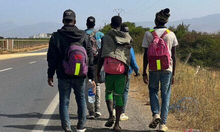 La Audiencia Nacional ordena dar asilo al superviviente de la masacre de Melilla y el Gobierno lo ignora